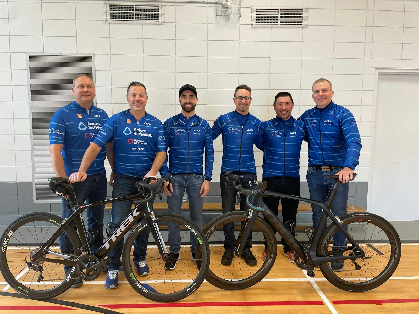 Our team of cyclists at Le Grand défi Pierre-Lavoie in 2023